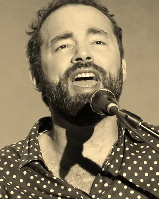 Santiago Cruz
