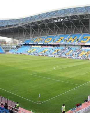 The Legends Cup: Barca Legends vs. Real Madrid Leyendas